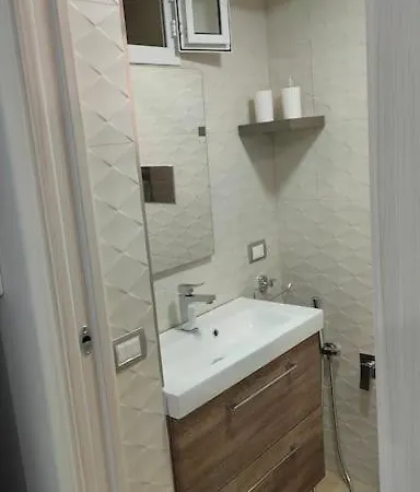 Il Duomo A Due Passi דירה