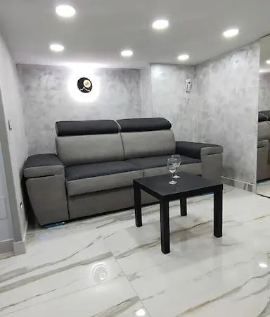 Il Duomo A Due Passi דירה