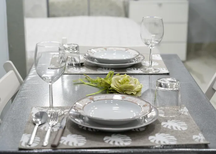 Il Duomo A Due Passi Naples