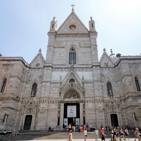 Il Duomo A Due Passi Apartmán *